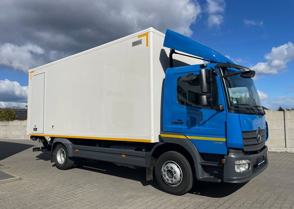 Mercedes-Benz ATEGO 1318, kontener 6,2m, ładowność 7,5 tony! - Xe tải hộp: hình 5 Mercedes-Benz ATEGO 1318, kontener 6,2m, ładowność 7,5 tony! - Xe tải hộp: hình 5
