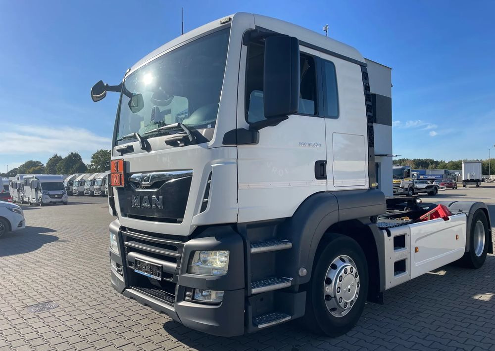 MAN TGS 18.420 FULL ADR FL, EXII, EXIII,FL - Xe đầu kéo: hình 1 MAN TGS 18.420 FULL ADR FL, EXII, EXIII,FL - Xe đầu kéo: hình 1