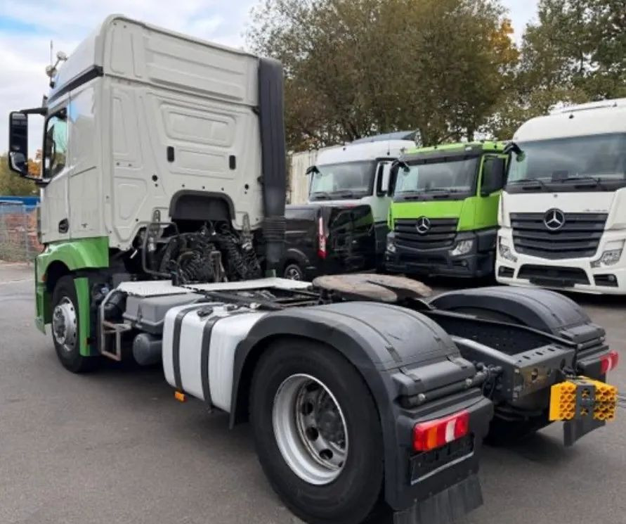 Mercedes-Benz ACTROS 1848 HAD/ 4X4/ HYDRAULIKA - Xe đầu kéo: hình 2 Mercedes-Benz ACTROS 1848 HAD/ 4X4/ HYDRAULIKA - Xe đầu kéo: hình 2