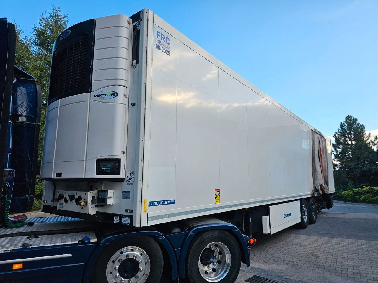 Krone SDR 27 39.0T CARRIER VECTOR 1550 Nur 1800mth - Sơ mi rơ moóc đông lạnh: hình 2 Krone SDR 27 39.0T CARRIER VECTOR 1550 Nur 1800mth - Sơ mi rơ moóc đông lạnh: hình 2