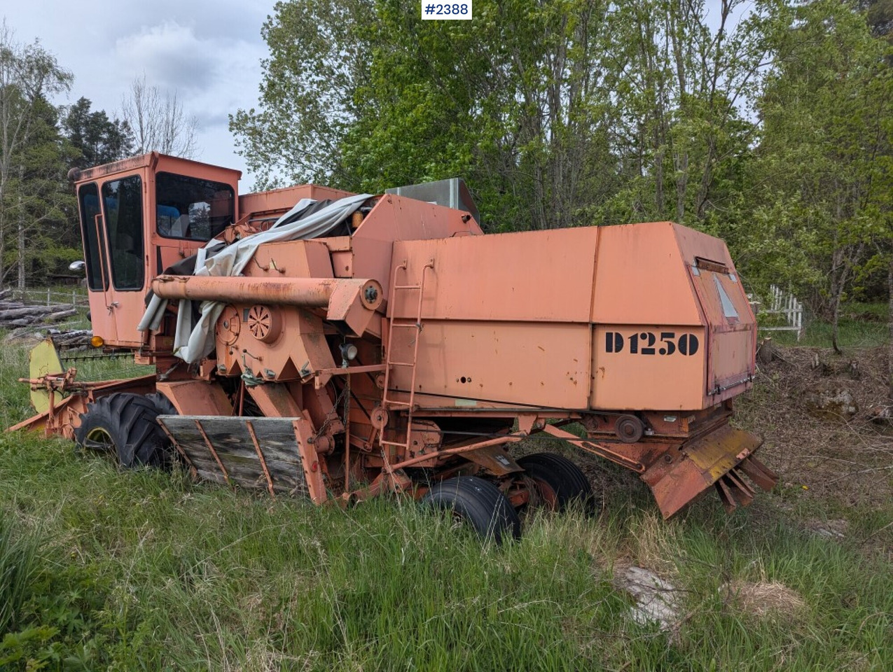 Combine harvester Dronningborg D1250 - Máy gặt đập: hình 4 Combine harvester Dronningborg D1250 - Máy gặt đập: hình 4
