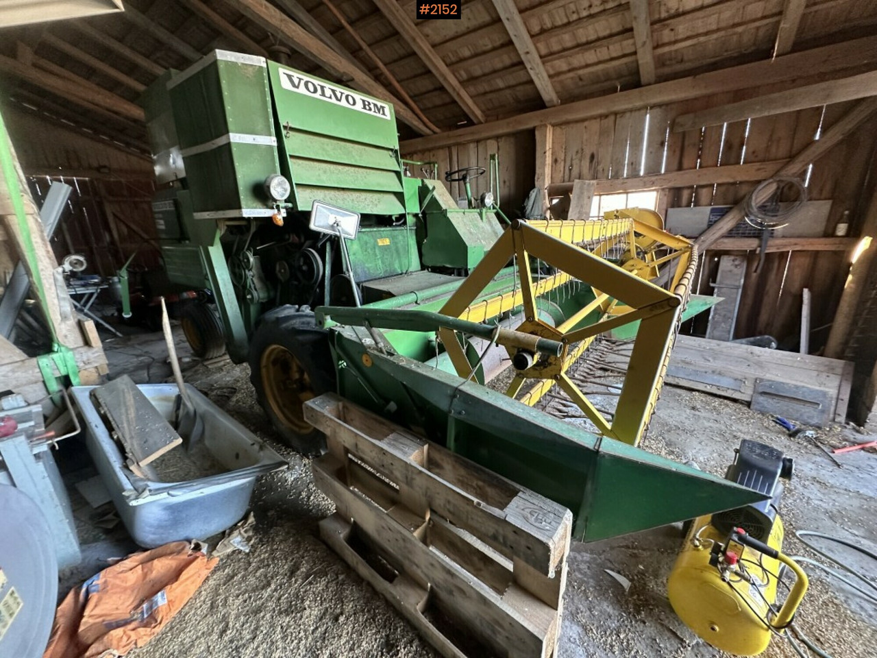 Combine harvester Volvo BM Aktiv M800 - Máy gặt đập: hình 5 Combine harvester Volvo BM Aktiv M800 - Máy gặt đập: hình 5