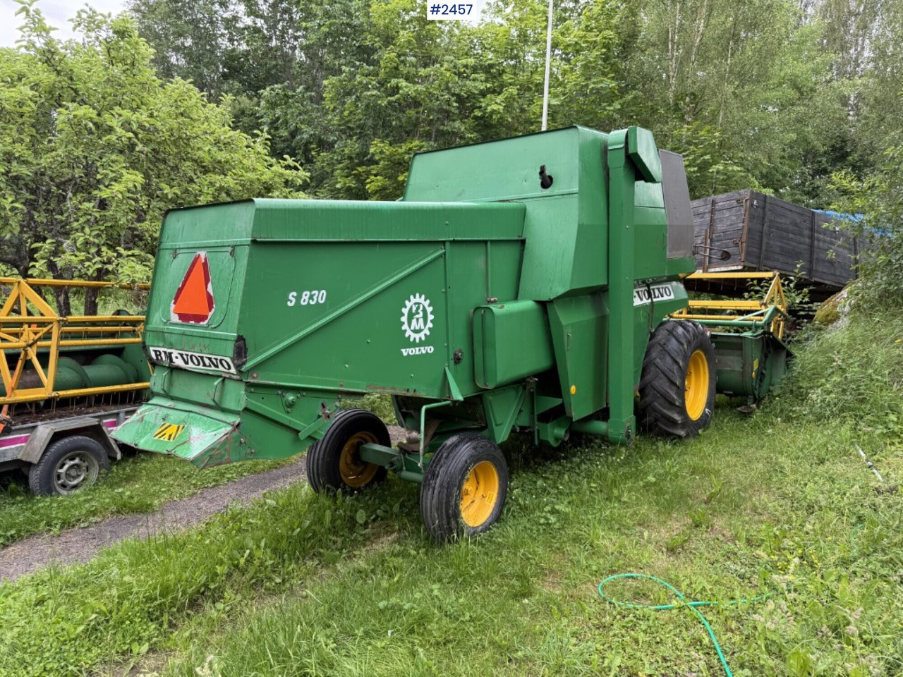 Combine harvester Volvo BM S830 with 2 cutting tables - Máy gặt đập: hình 5 Combine harvester Volvo BM S830 with 2 cutting tables - Máy gặt đập: hình 5