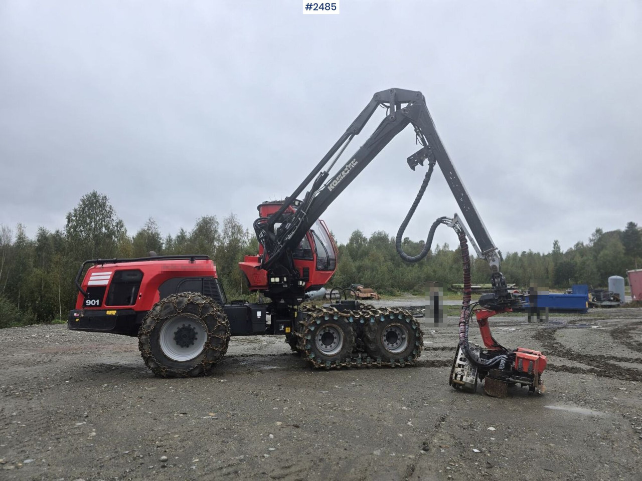Harvester Komatsu XH901-5 - Máy thu hoạch rừng: hình 2 Harvester Komatsu XH901-5 - Máy thu hoạch rừng: hình 2