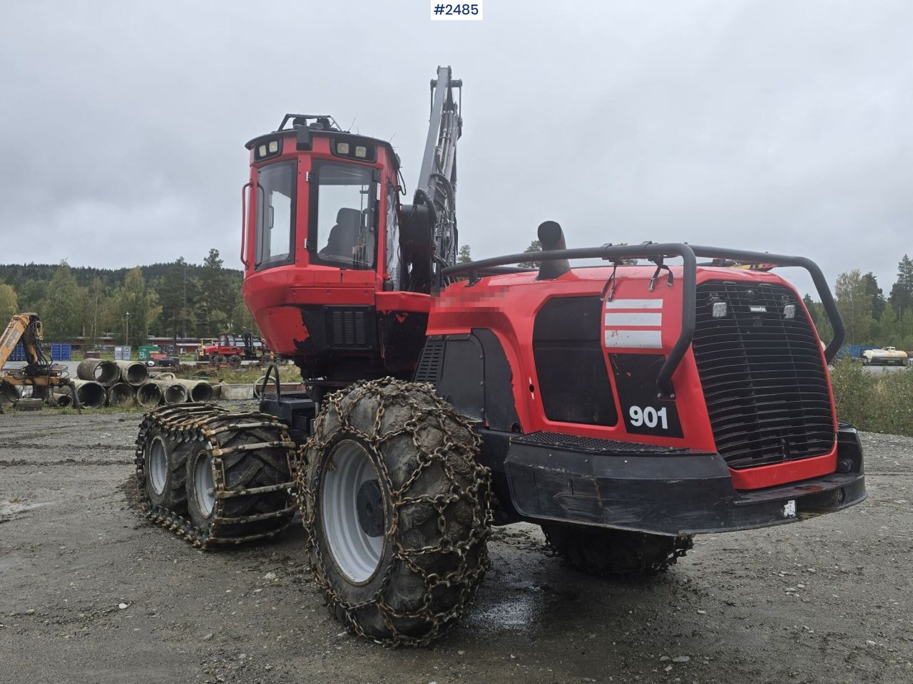 Harvester Komatsu XH901-5 - Máy thu hoạch rừng: hình 3 Harvester Komatsu XH901-5 - Máy thu hoạch rừng: hình 3