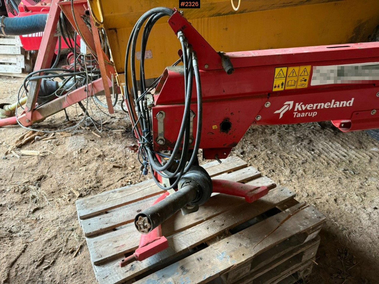 Mower Conditioner Kverneland 4332 CT - Trang thiết bị dàn trải: hình 5 Mower Conditioner Kverneland 4332 CT - Trang thiết bị dàn trải: hình 5