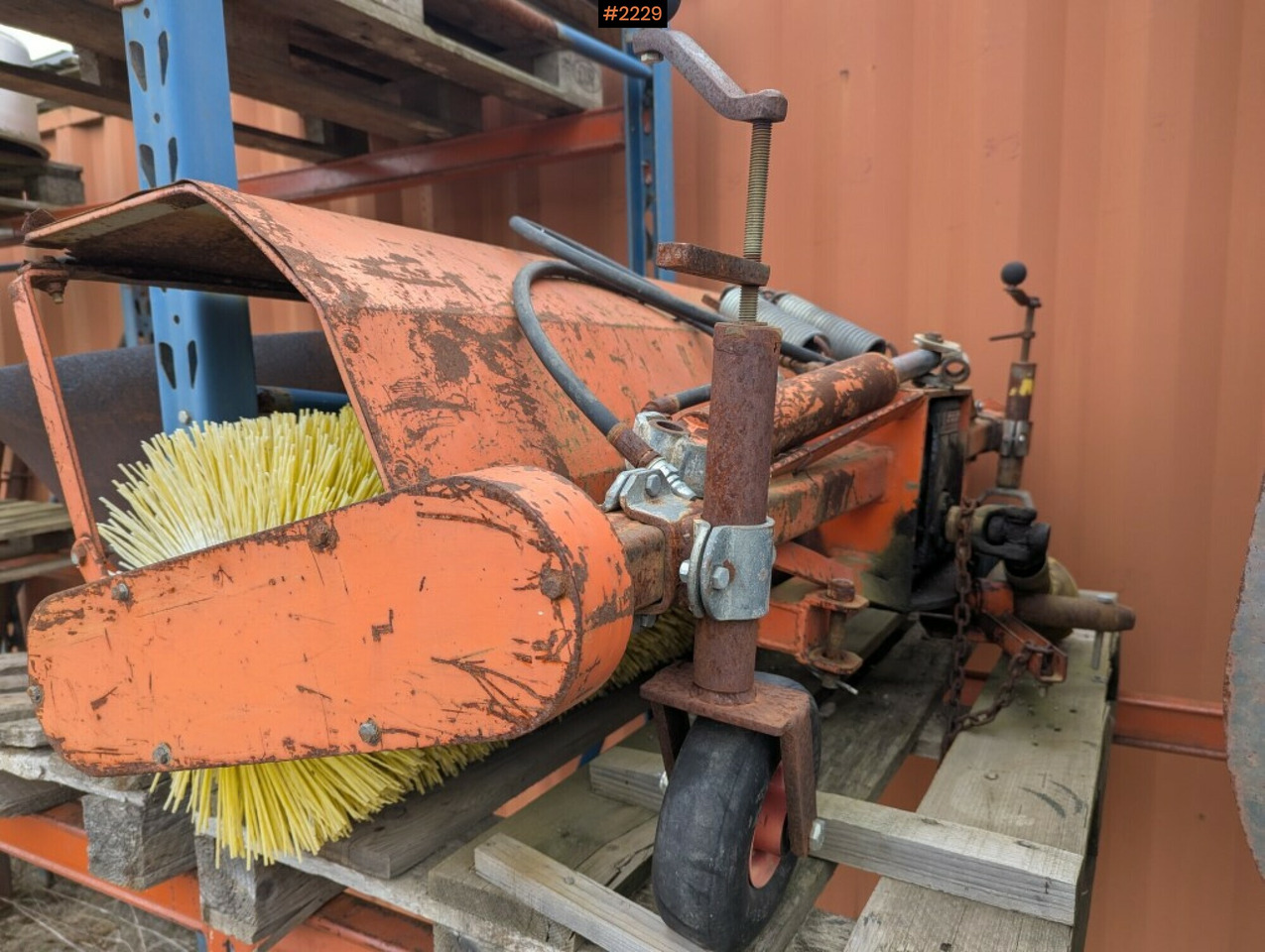 Tractor Holder P60 with multiple implements - Máy cày: hình 4 Tractor Holder P60 with multiple implements - Máy cày: hình 4