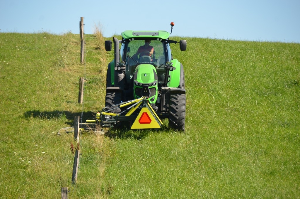 Tricut A1250 Präzisions - Zaunmäher Kreismäher für - Máy cắt cỏ: hình 1 Tricut A1250 Präzisions - Zaunmäher Kreismäher für - Máy cắt cỏ: hình 1