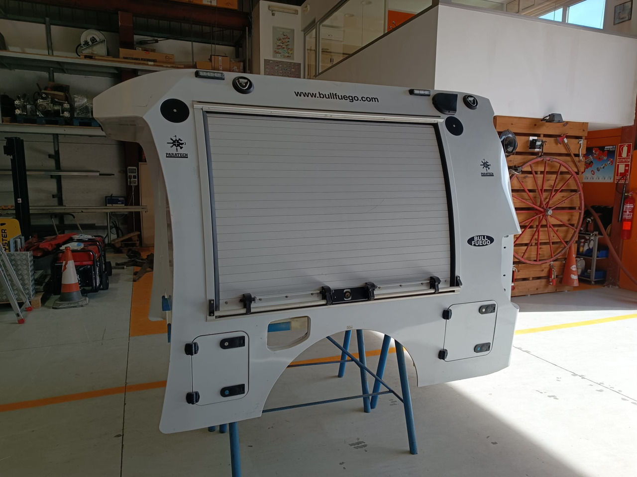 Ford Ranger Pick-up super cab - Hộp hoán đổi thân: hình 1 Ford Ranger Pick-up super cab - Hộp hoán đổi thân: hình 1