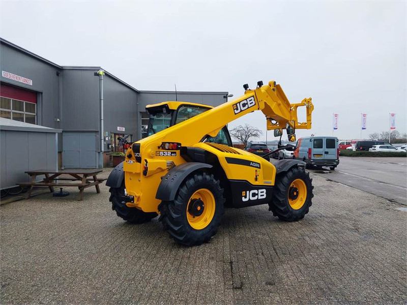 JCB 532-60 AGRI - Xe nhấc hình viễn vọng kính: hình 3 JCB 532-60 AGRI - Xe nhấc hình viễn vọng kính: hình 3