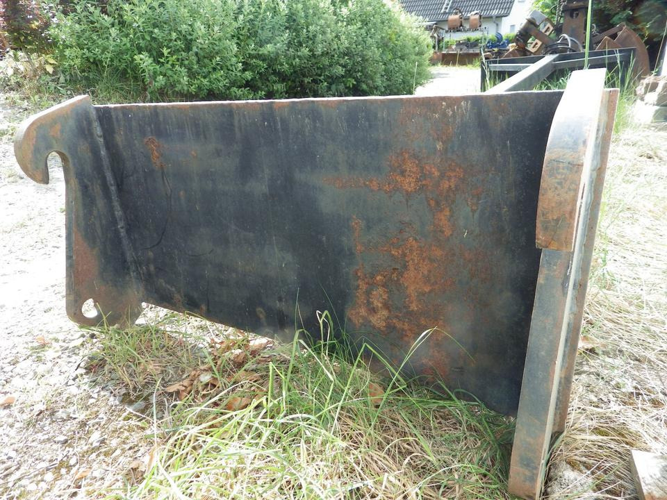 Silokamm Kornschieber Verlängerung an Volvo L30 / Cat 906 908 - Trang thiết bị hầm chứa: hình 2 Silokamm Kornschieber Verlängerung an Volvo L30 / Cat 906 908 - Trang thiết bị hầm chứa: hình 2