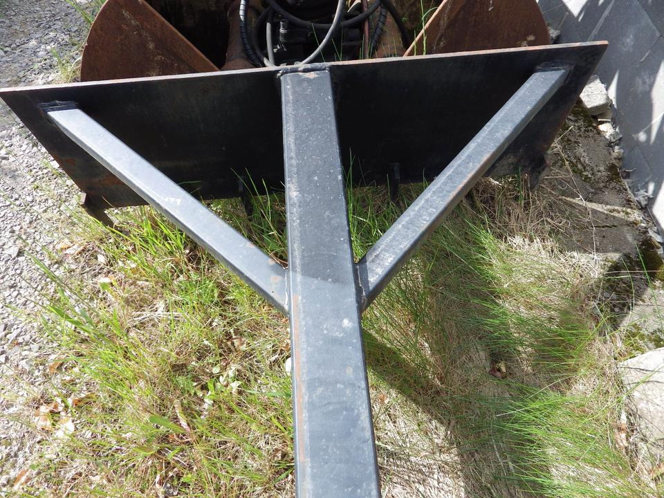 Silokamm Kornschieber Verlängerung an Volvo L30 / Cat 906 908 - Trang thiết bị hầm chứa: hình 5 Silokamm Kornschieber Verlängerung an Volvo L30 / Cat 906 908 - Trang thiết bị hầm chứa: hình 5