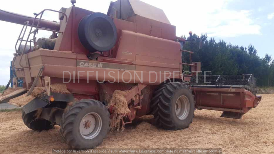 CASE IH MOISSONNEUSE BATTEUSE 2388 X-CLUSIVE - Máy gặt đập: hình 2 CASE IH MOISSONNEUSE BATTEUSE 2388 X-CLUSIVE - Máy gặt đập: hình 2