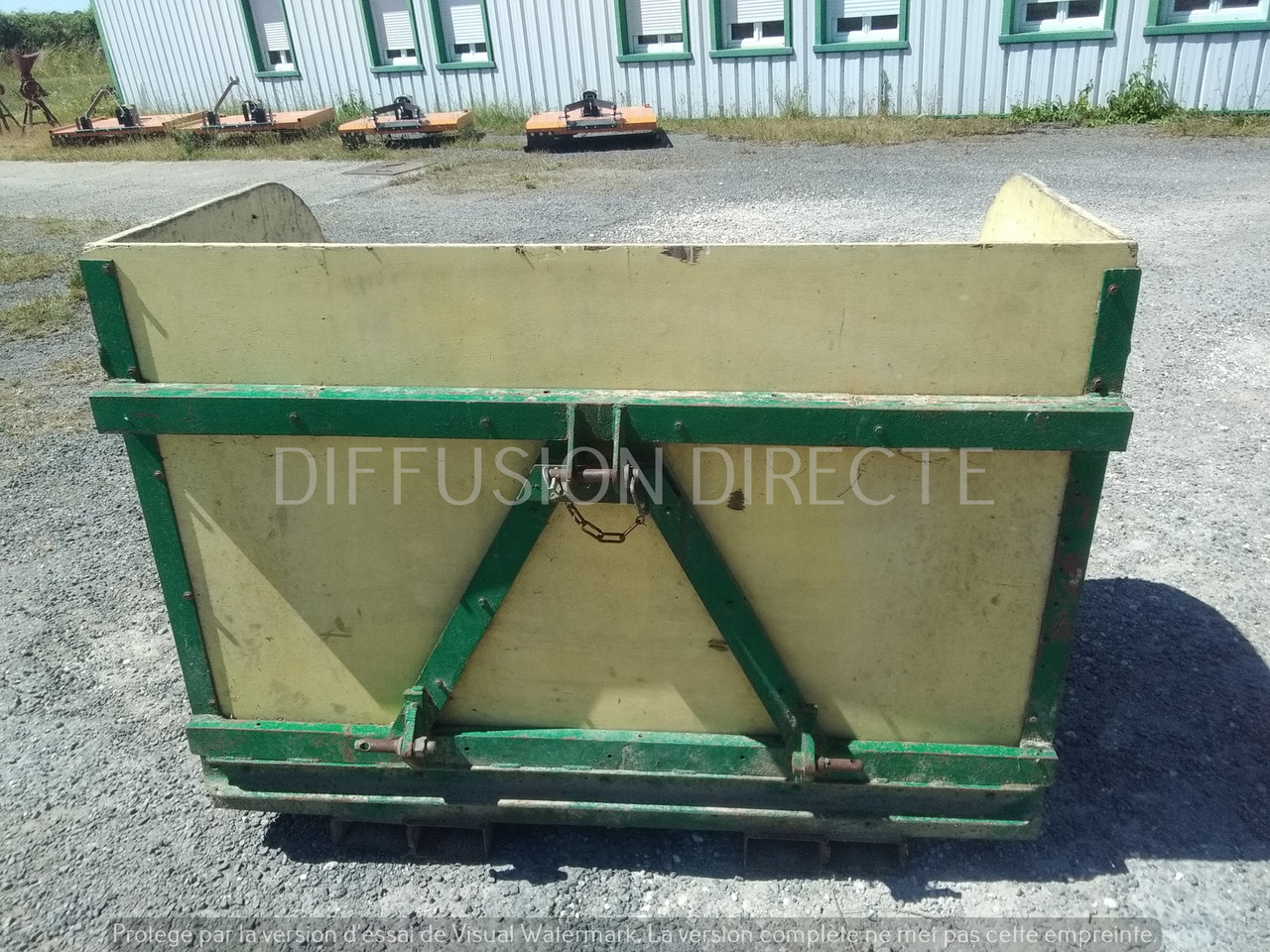 JOHN DEERE TRACTEUR 1120 - Máy cày: hình 5 JOHN DEERE TRACTEUR 1120 - Máy cày: hình 5