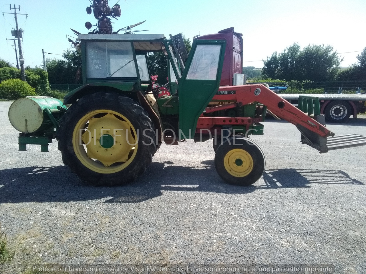 JOHN DEERE TRACTEUR 1120 - Máy cày: hình 2 JOHN DEERE TRACTEUR 1120 - Máy cày: hình 2
