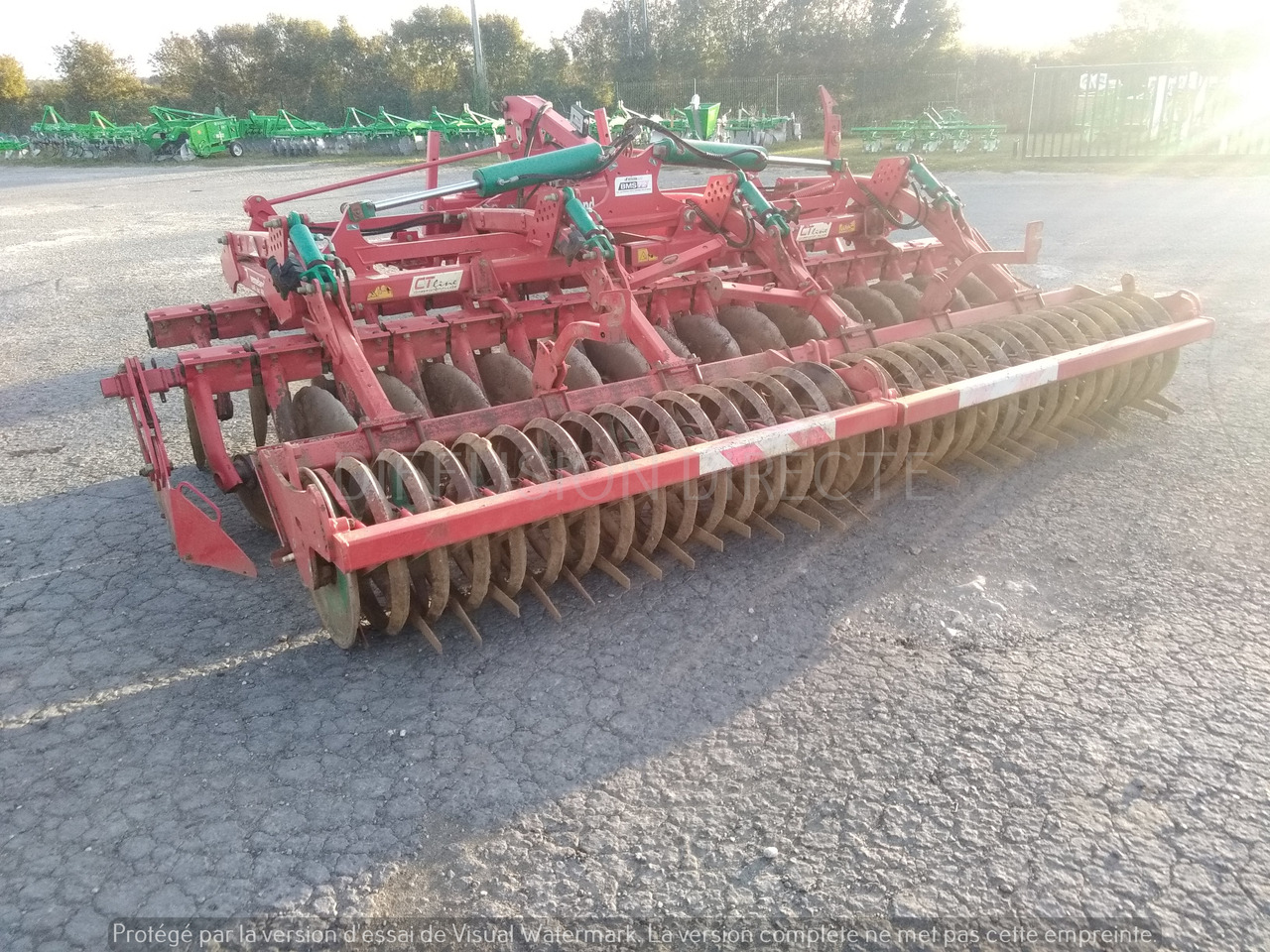 KVERNELAND DECHAUMEUR QUALIDISC - Bừa đĩa: hình 5 KVERNELAND DECHAUMEUR QUALIDISC - Bừa đĩa: hình 5