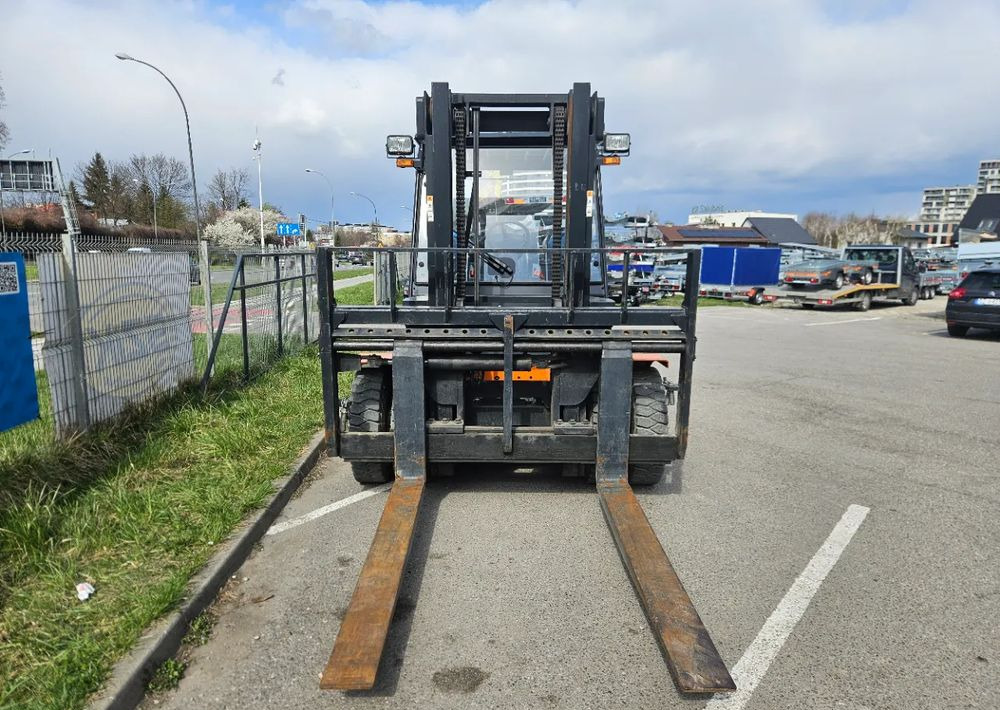 Doosan G60S-7 - Xe nâng gas: hình 2 Doosan G60S-7 - Xe nâng gas: hình 2