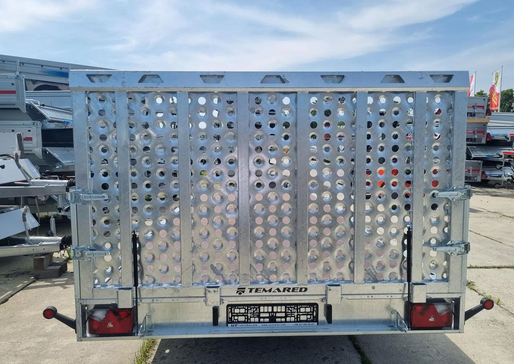 TEMARED UNIVERSAL 5121/3 3.5T R10C SKLEJKA - Rơ moóc tự động vận chuyển: hình 4 TEMARED UNIVERSAL 5121/3 3.5T R10C SKLEJKA - Rơ moóc tự động vận chuyển: hình 4