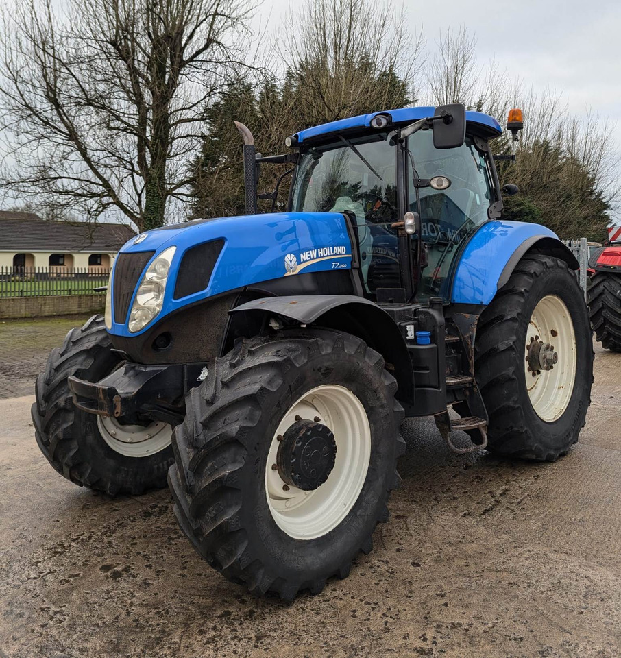 2013 New Holland T7.260 Powercommand - Máy cày: hình 2 2013 New Holland T7.260 Powercommand - Máy cày: hình 2