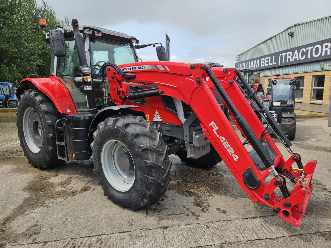 2022 MF 7S.180 C/w front loader - Máy cày: hình 1 2022 MF 7S.180 C/w front loader - Máy cày: hình 1