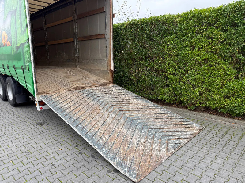 Pacton Tautliner met oprijklep - Sơ mi rơ moóc mui bạt: hình 4 Pacton Tautliner met oprijklep - Sơ mi rơ moóc mui bạt: hình 4