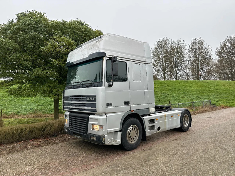 DAF XF 530 4X2 Manual EUR3 LOW KM - Xe đầu kéo: hình 1 DAF XF 530 4X2 Manual EUR3 LOW KM - Xe đầu kéo: hình 1