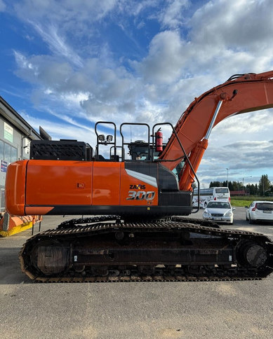 HitachiZX300LC-7 + Engcon - Máy xúc bánh xích: hình 5 HitachiZX300LC-7 + Engcon - Máy xúc bánh xích: hình 5
