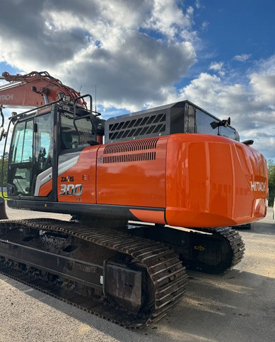 HitachiZX300LC-7 + Engcon - Máy xúc bánh xích: hình 2 HitachiZX300LC-7 + Engcon - Máy xúc bánh xích: hình 2