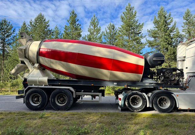 Liebherr12m3 Perävaunu - Sơ mi rơ moóc trộn bê tông: hình 5 Liebherr12m3 Perävaunu - Sơ mi rơ moóc trộn bê tông: hình 5