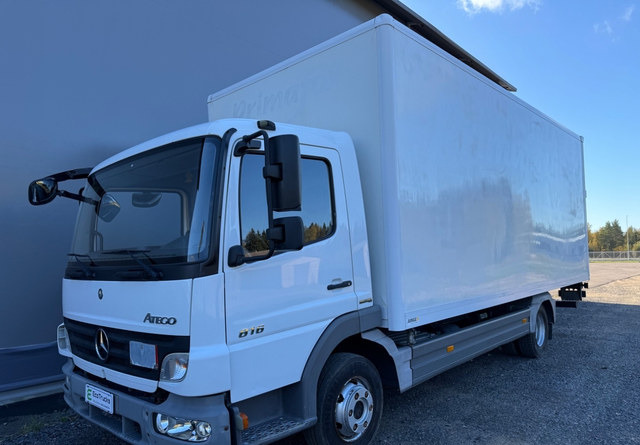 Mercedes-BenzAtego kaappi + perälauta - Xe tải hộp: hình 1 Mercedes-BenzAtego kaappi + perälauta - Xe tải hộp: hình 1