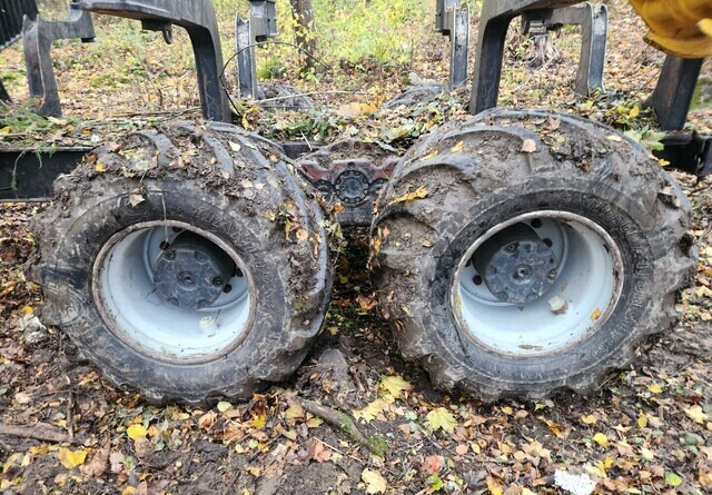 Cho thuê ValtraN123 + Kronos 140 4WDM + Cranab FC8 ValtraN123 + Kronos 140 4WDM + Cranab FC8: hình 12 Cho thuê ValtraN123 + Kronos 140 4WDM + Cranab FC8 ValtraN123 + Kronos 140 4WDM + Cranab FC8: hình 12