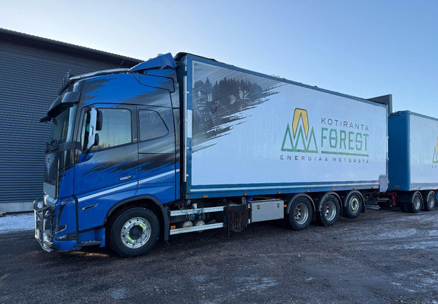 Volvo fh16 - Xe tải hộp: hình 2 Volvo fh16 - Xe tải hộp: hình 2