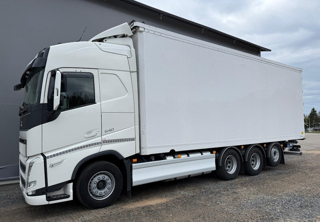 VolvoFH 540 8x4 66m3 - Xe tải hộp: hình 2 VolvoFH 540 8x4 66m3 - Xe tải hộp: hình 2