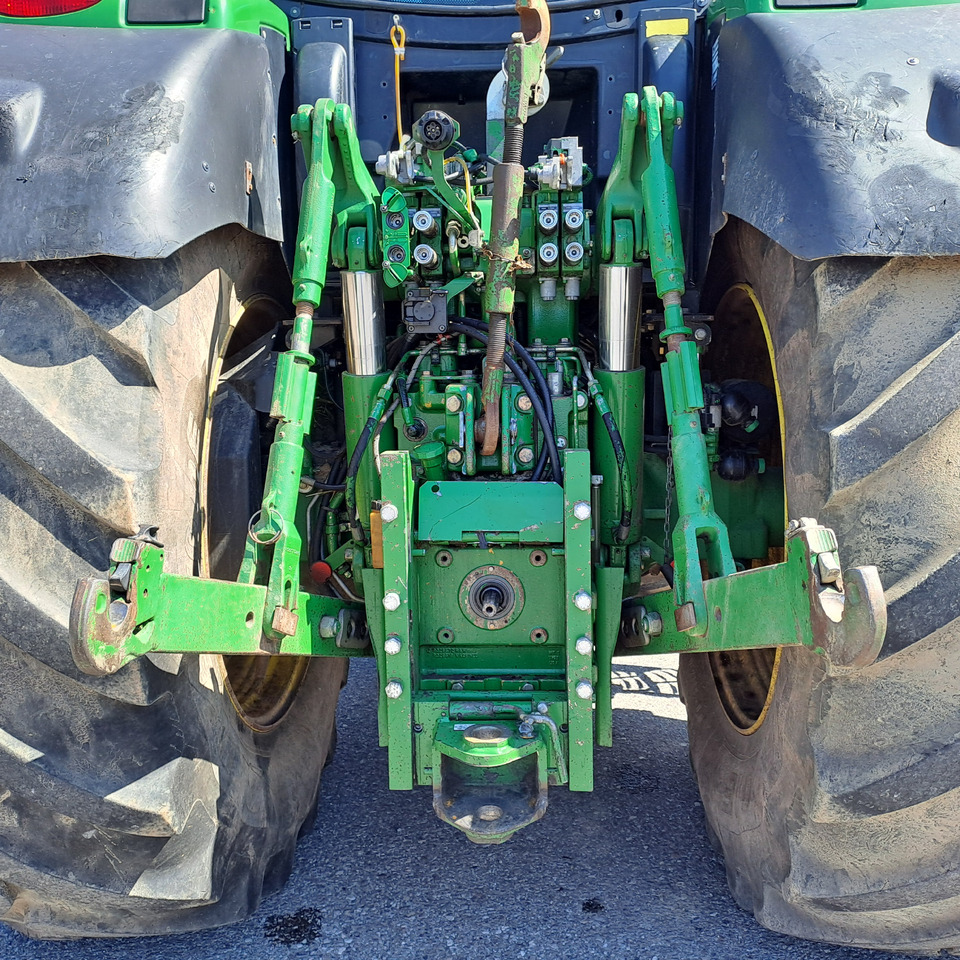 JOHN DEERE 6210R - Máy cày: hình 5 JOHN DEERE 6210R - Máy cày: hình 5