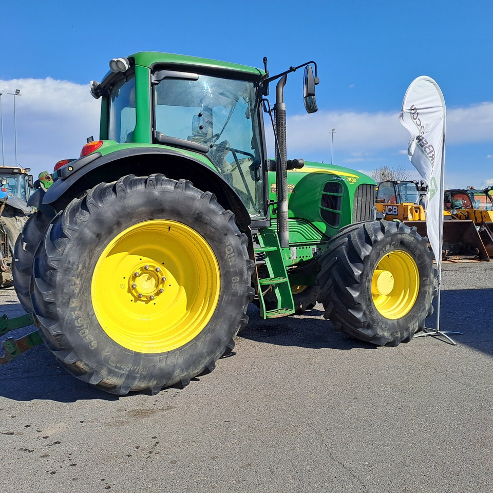 JOHN DEERE 7530 PREMIUM - Máy cày: hình 2 JOHN DEERE 7530 PREMIUM - Máy cày: hình 2