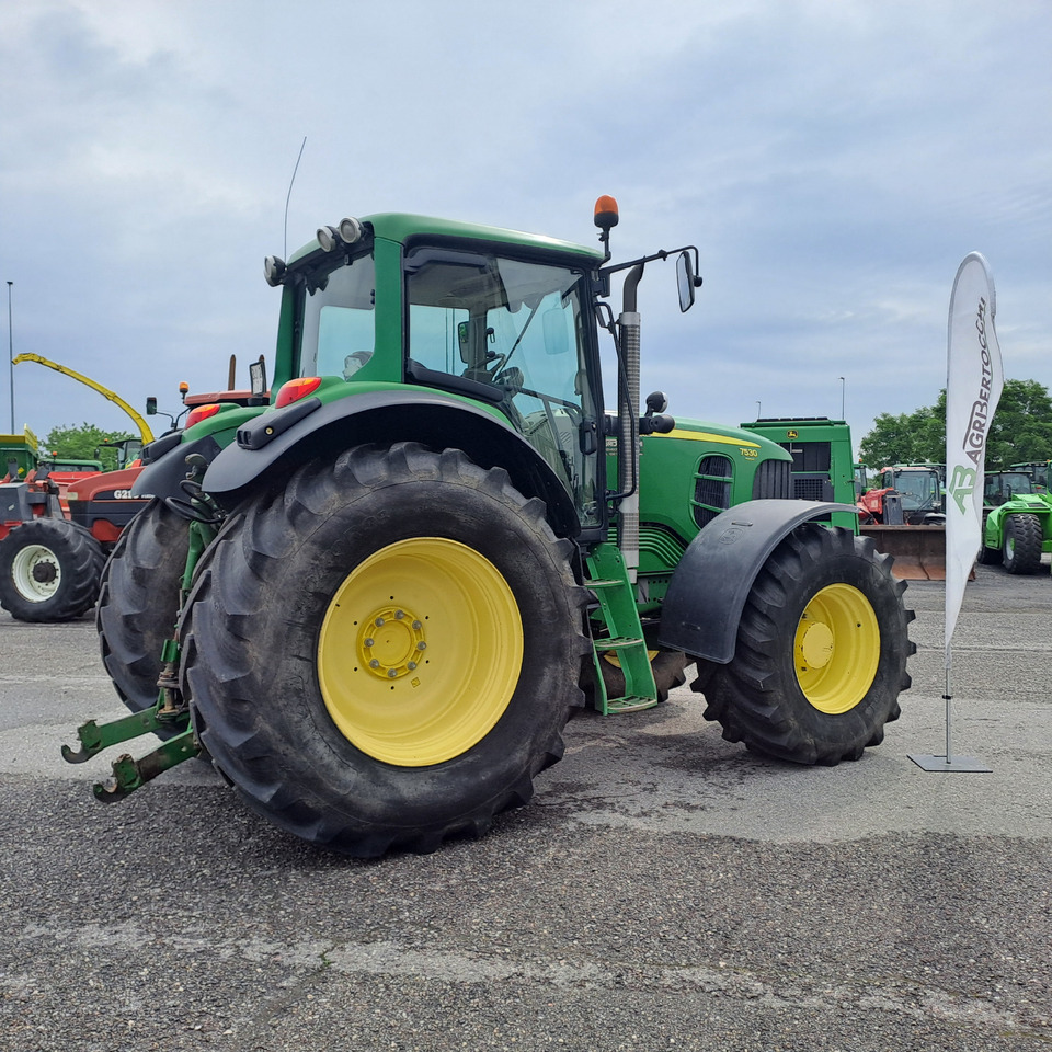 JOHN DEERE 7530 PREMIUM - Máy cày: hình 2 JOHN DEERE 7530 PREMIUM - Máy cày: hình 2