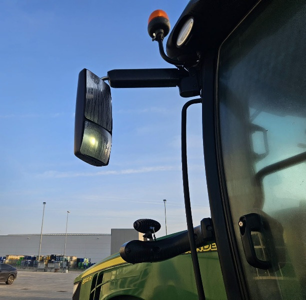 Máy cày JOHN DEERE 8320R: hình 10