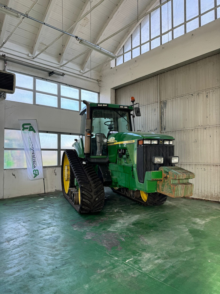 JOHN DEERE 8410T - Máy cày: hình 1 JOHN DEERE 8410T - Máy cày: hình 1