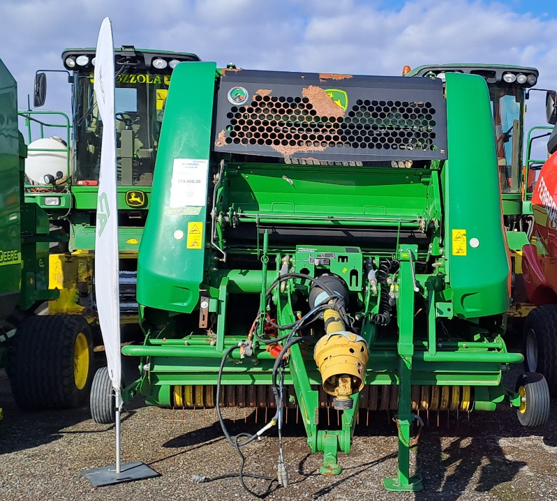JOHN DEERE 960 - Máy đóng kiện tròn: hình 2 JOHN DEERE 960 - Máy đóng kiện tròn: hình 2