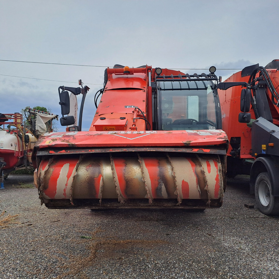KUHN SPW 27 INTENSE - Xe trộn thức ăn gia súc: hình 3 KUHN SPW 27 INTENSE - Xe trộn thức ăn gia súc: hình 3