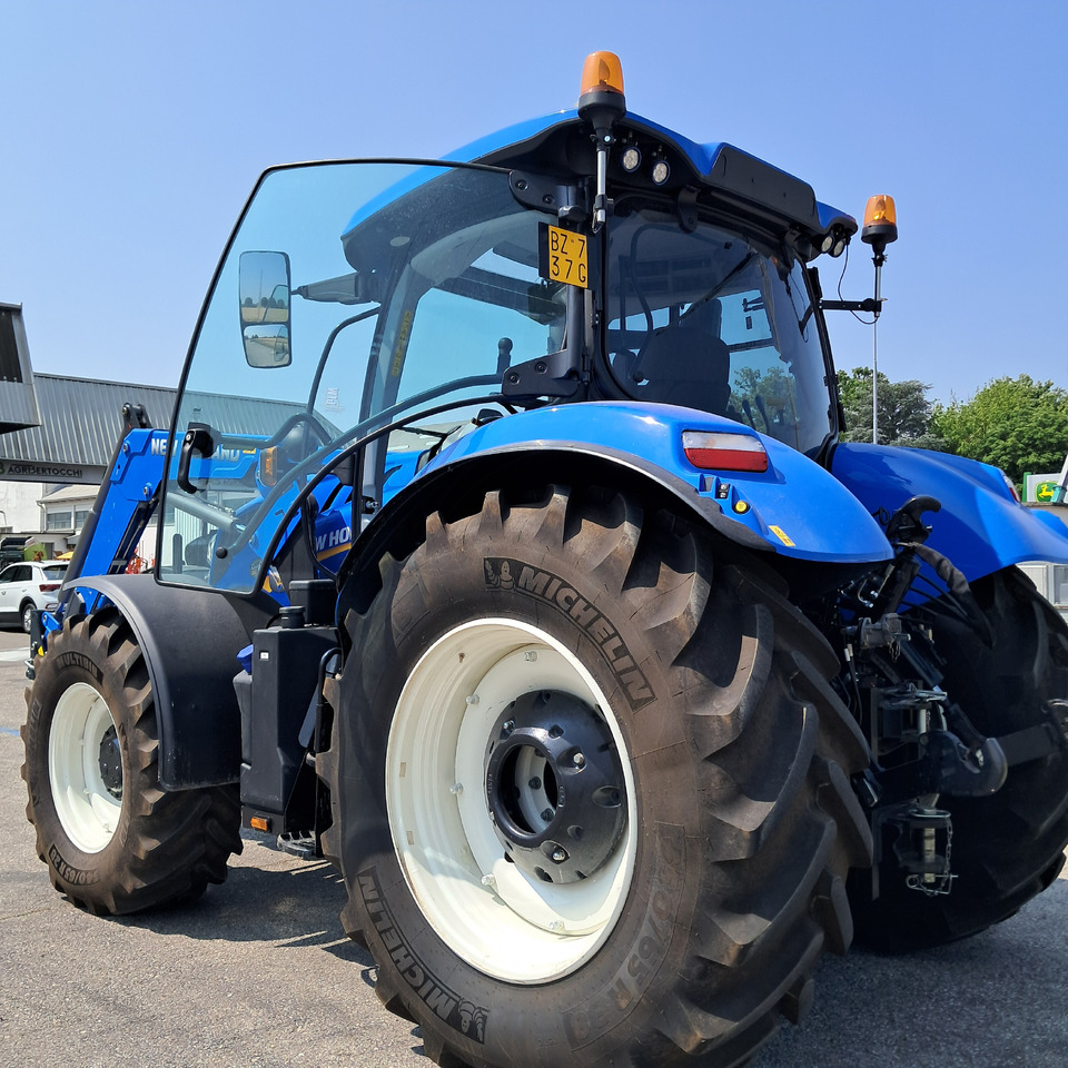 NEW HOLLAND T6 160 - Máy cày: hình 3 NEW HOLLAND T6 160 - Máy cày: hình 3