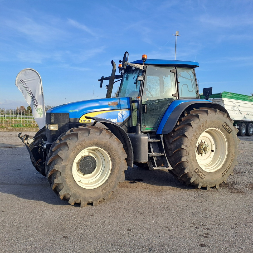NEW HOLLAND TM 190 - Máy cày: hình 3 NEW HOLLAND TM 190 - Máy cày: hình 3