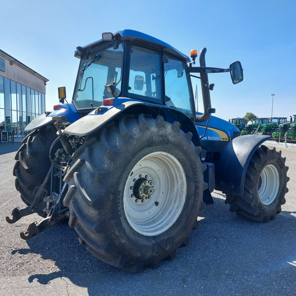 NEW HOLLAND TM 190 - Máy cày: hình 5 NEW HOLLAND TM 190 - Máy cày: hình 5