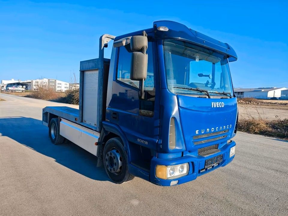 Iveco Eurocargo 90E18 - Xe đầu kéo: hình 3 Iveco Eurocargo 90E18 - Xe đầu kéo: hình 3