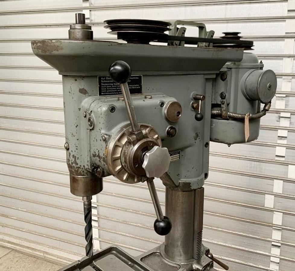 Säulenbohrmaschine IXION - Máy khoan bàn: hình 2 Säulenbohrmaschine IXION - Máy khoan bàn: hình 2