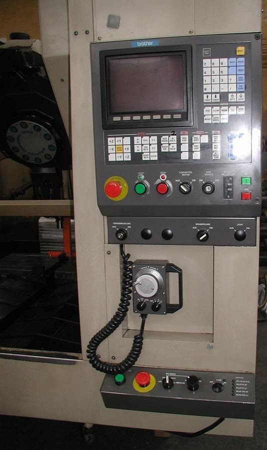 Vertikal-Bearbeitungszentrum BROTHER - Máy gia công trung tâm CNC: hình 3 Vertikal-Bearbeitungszentrum BROTHER - Máy gia công trung tâm CNC: hình 3