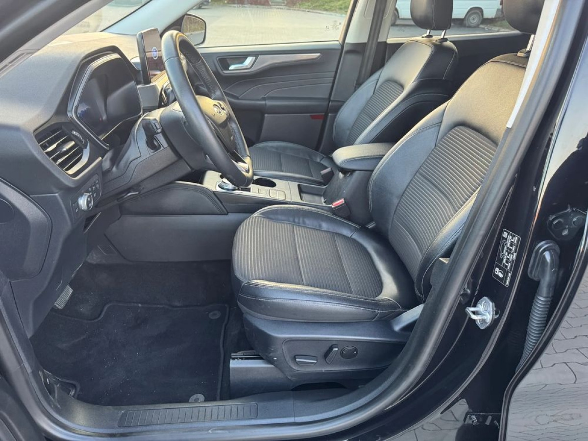 Ford Kuga Ford 2.0 EcoBlue AWD Titanium X Kamery - SUV: hình 5 Ford Kuga Ford 2.0 EcoBlue AWD Titanium X Kamery - SUV: hình 5