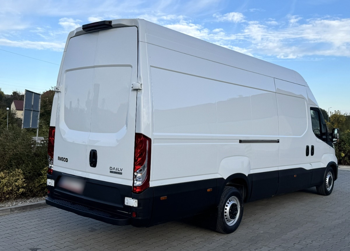 Iveco Daily L4H3 3.0 180KM Hi-matic LED KAMERA Bezwypadkowy Salon PL FV23 - Xe van chở hàng: hình 4 Iveco Daily L4H3 3.0 180KM Hi-matic LED KAMERA Bezwypadkowy Salon PL FV23 - Xe van chở hàng: hình 4