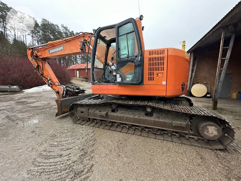 Doosan DX 235 LCR - Máy xúc bánh xích: hình 1 Doosan DX 235 LCR - Máy xúc bánh xích: hình 1