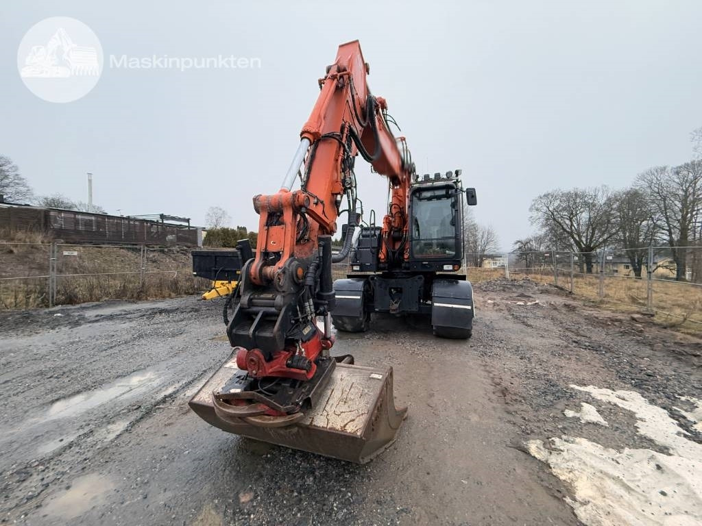 Hitachi ZX 170 W-5 B - Máy xúc bánh lốp: hình 4 Hitachi ZX 170 W-5 B - Máy xúc bánh lốp: hình 4